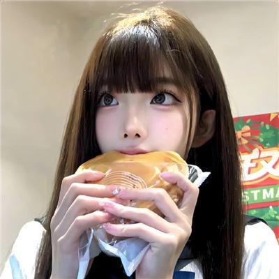 她的伪装